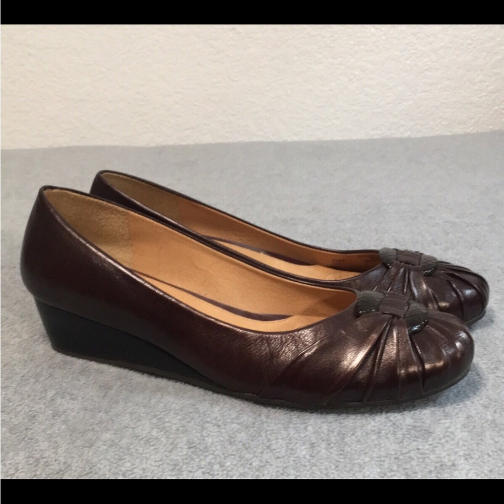 9 Nurture by Lamaze Brown Wedge Shoes